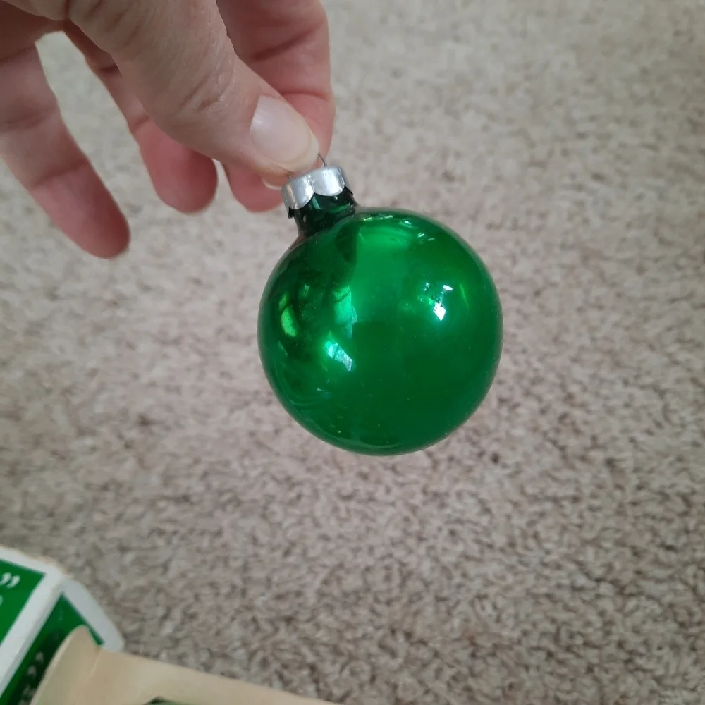 Vintage Mr. Christmas Metallic Green 10 Piece Glass Ornaments Set Medium Bulbs